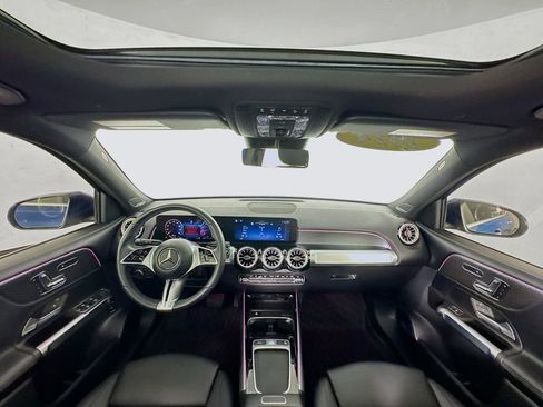 Used 2024 Mercedes-Benz GLB 250 4MATIC image 34