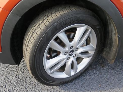 Used 2014 Hyundai Santa Fe Sport 2.0T w/ Technology Package 05 image 18