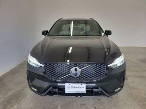 New 2026 Volvo XC60 B5 Core image 2