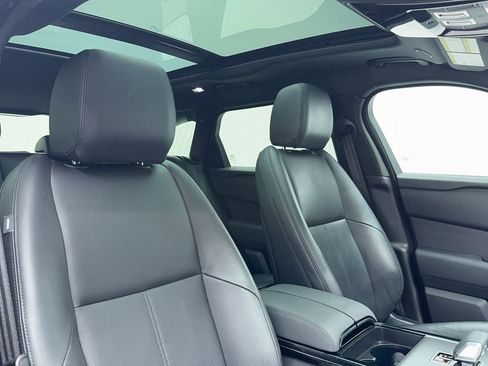 Used 2025 Land Rover Range Rover Velar Dynamic SE image 48