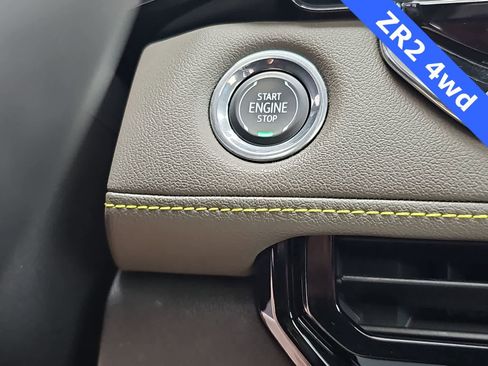 Used 2023 Chevrolet Colorado ZR2 w/ ZR2 Convenience Package III image 23