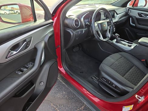 Used 2020 Chevrolet Blazer LT image 10