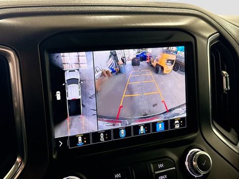 Used 2021 GMC Sierra 3500 AT4 w/ AT4 Premium Plus Package image 15