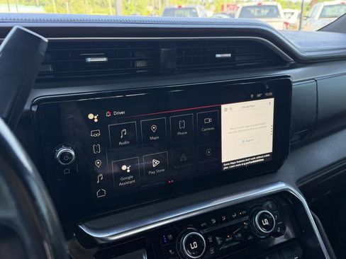 Used 2024 GMC Sierra 2500 Denali w/ Denali Reserve Package AWD/4WD image 18