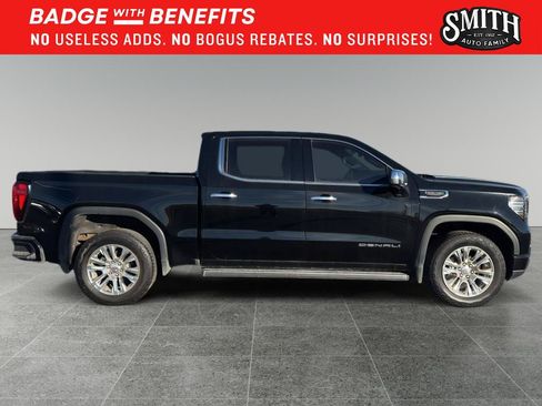 Used 2025 GMC Sierra 1500 Denali w/ Technology Package AWD/4WD image 4