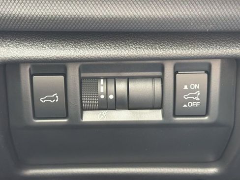 Used 2025 Subaru Forester Limited w/ Popular Package #2 image 22