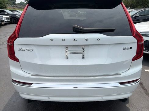 Certified 2024 Volvo XC90 B6 Ultimate w/ Lounge Package AWD/4WD image 7