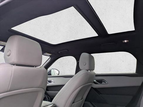 Used 2024 Land Rover Range Rover Velar Dynamic SE image 20