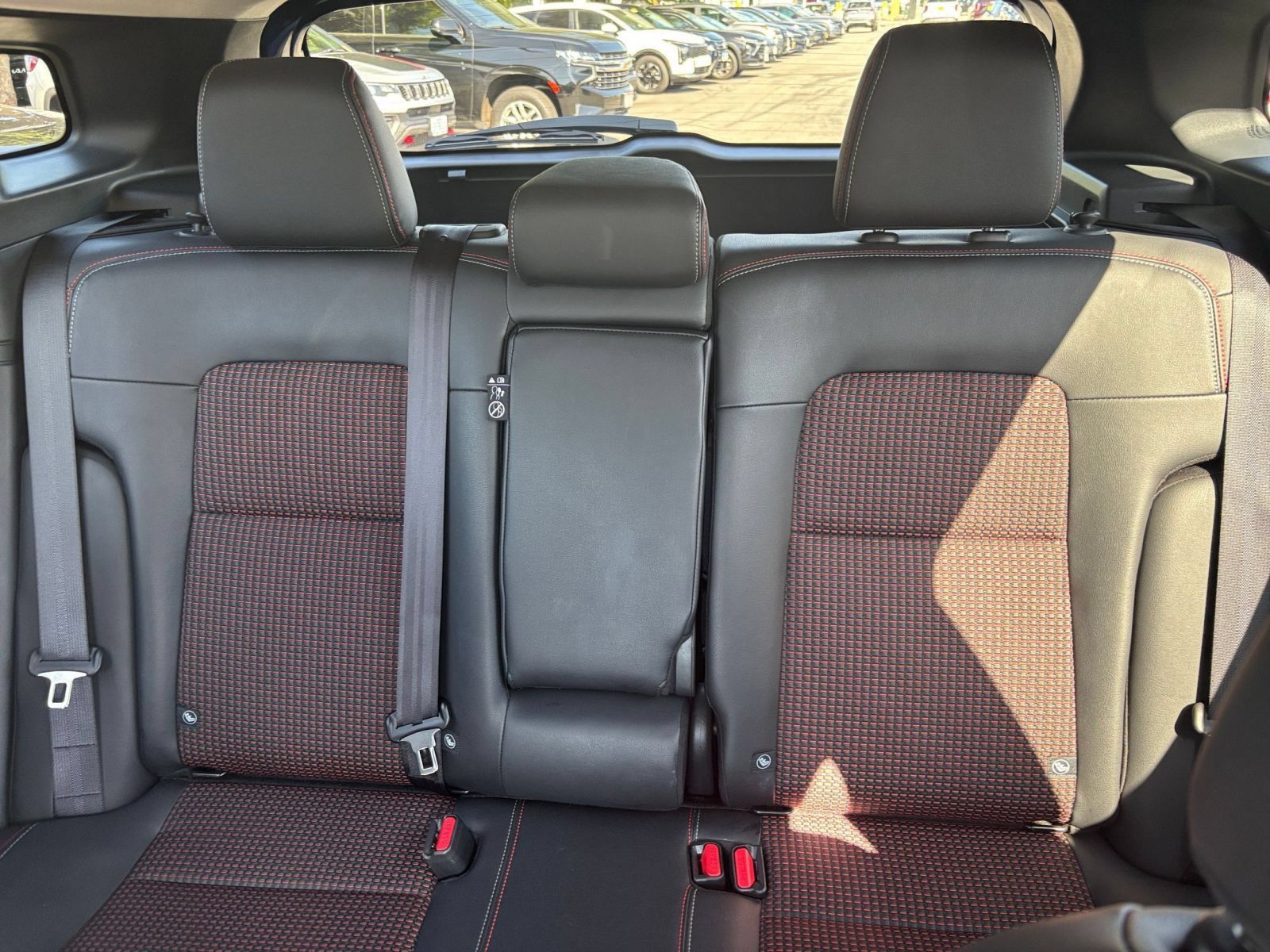 Used 2026 Nissan Kicks SR FWD image 38