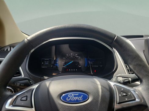 Used 2022 Ford Edge SEL w/ Convenience Package AWD/4WD image 22