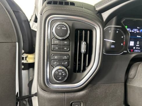 Used 2022 GMC Sierra 3500 Denali image 18