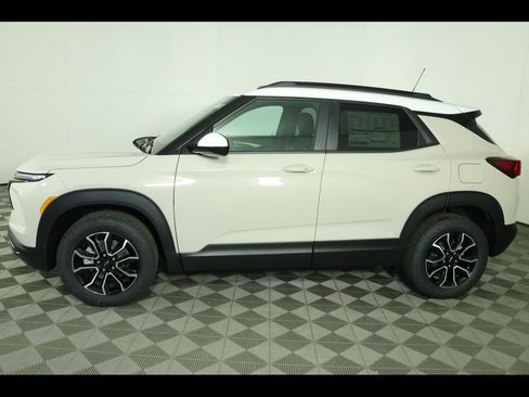 New 2026 Chevrolet TrailBlazer ACTIV w/ Convenience Package image 12