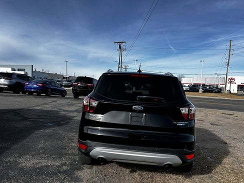 Used 2018 Ford Escape Titanium w/ Ford Safe & Smart Package image 4