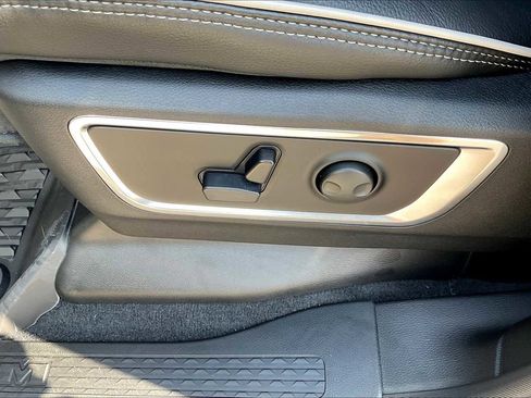 New 2026 RAM 1500 Laramie w/ Night Edition image 17