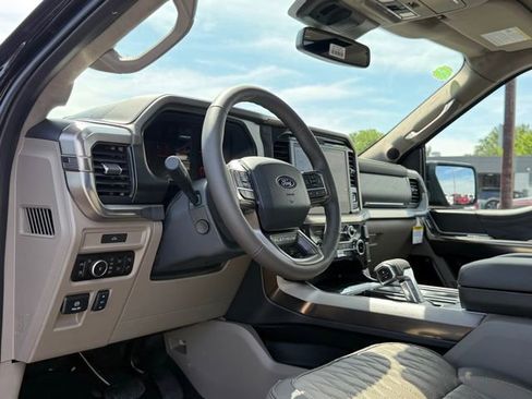 New 2026 Ford F150 Platinum w/ Equipment Group 703A Plus AWD/4WD image 16