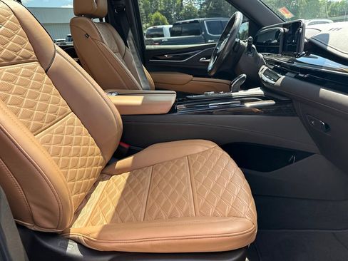 Used 2022 Cadillac Escalade Sport w/ Touring Package RWD image 13