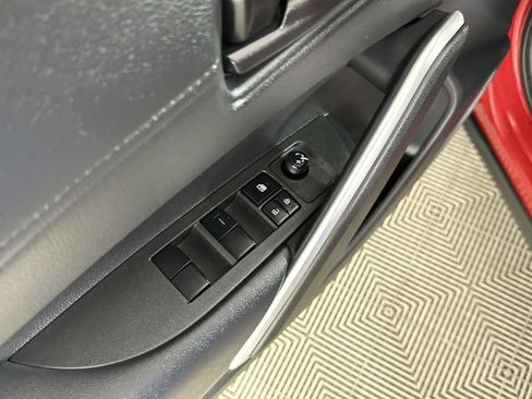 Used 2024 Toyota Corolla Cross LE image 16