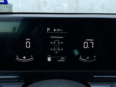 Used 2025 Hyundai Kona SEL image 39