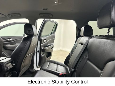 Used 2023 GMC Acadia SLT FWD image 34
