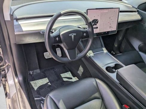 Used 2022 Tesla Model Y Performance AWD/4WD image 10