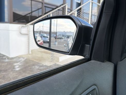 Used 2018 Ford Escape SE w/ Ford Safe & Smart Package image 10