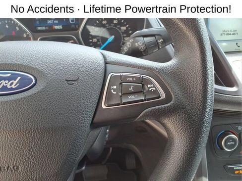 Used 2019 Ford Escape SE FWD image 17