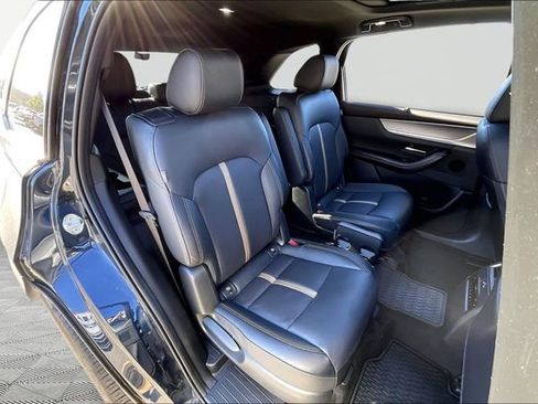 Used 2025 MAZDA CX-90 Plug-In Hybrid w/ Premium Plus image 17