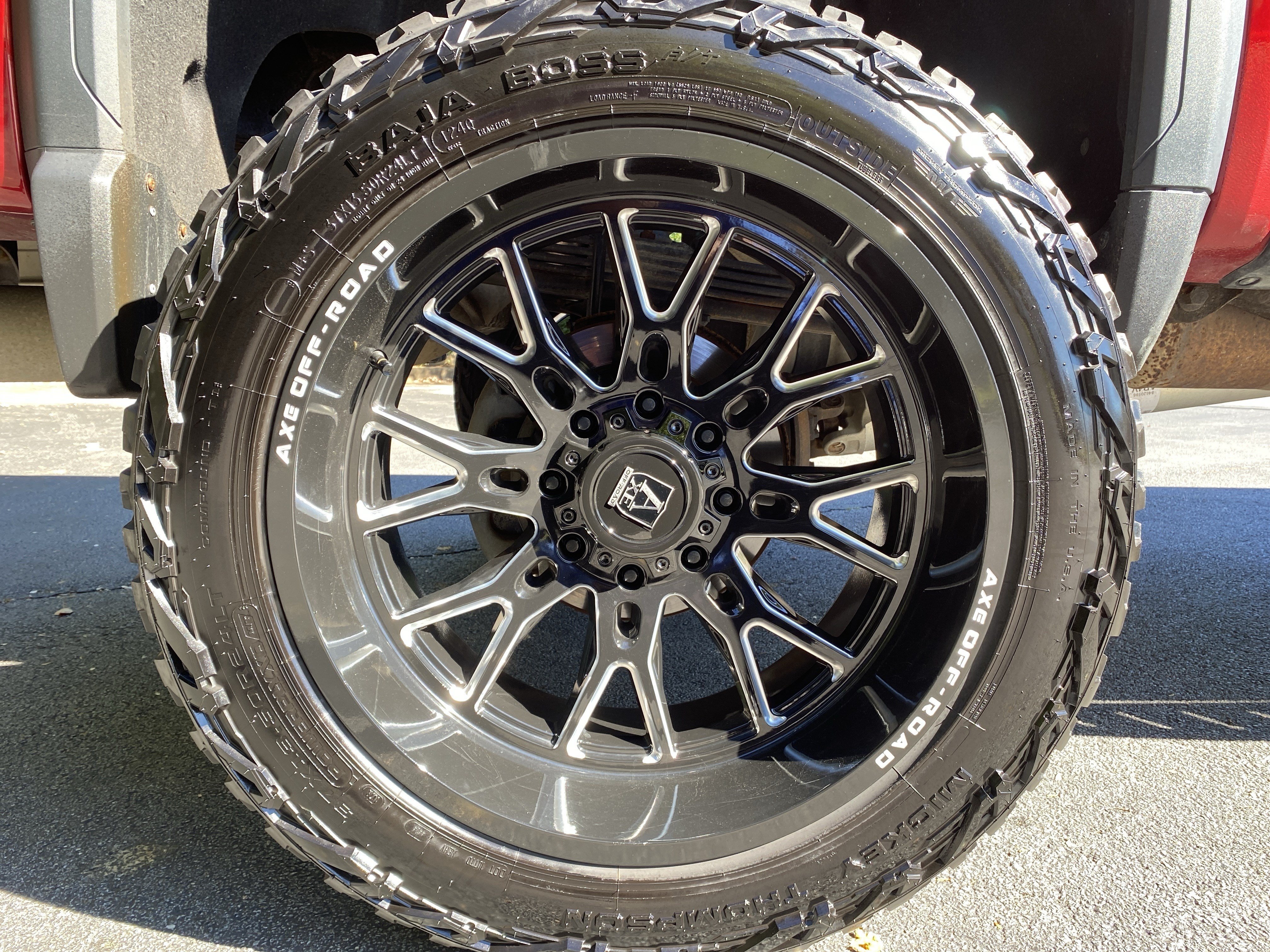Used 2021 GMC Sierra 2500 AT4 w/ AT4 Premium Plus Package AWD/4WD image 48