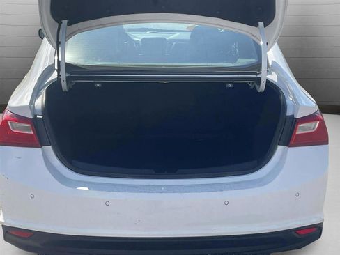 Used 2024 Chevrolet Malibu LT image 10