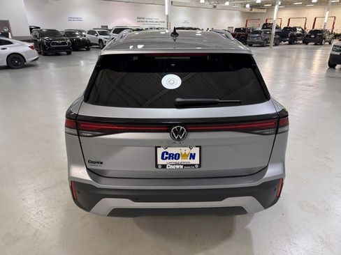 New 2026 Volkswagen Tiguan S FWD image 8