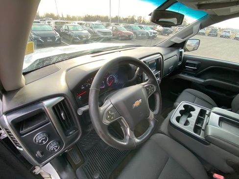 Used 2018 Chevrolet Silverado 1500 LT w/ All Star Edition image 9