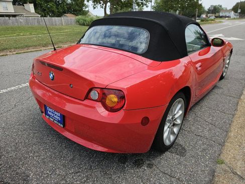 Used 2004 BMW Z4 2.5i RWD image 6
