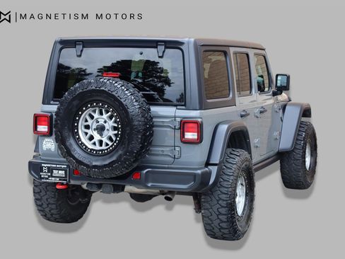 Used 2022 Jeep Wrangler Unlimited Rubicon AWD/4WD image 10