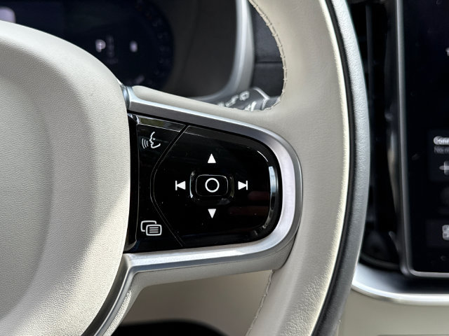 Certified 2026 Volvo XC90 B6 Ultra AWD/4WD image 13