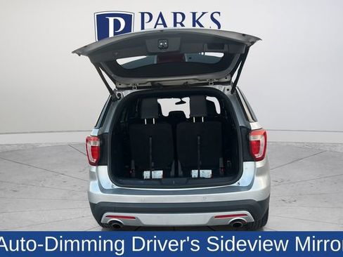 Used 2017 Ford Explorer XLT w/ Equipment Group 202A image 19