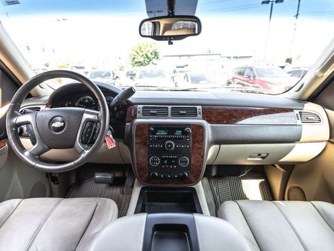 Used 2010 Chevrolet Tahoe LT AWD/4WD image 19