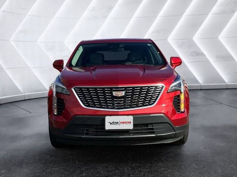 Used 2021 Cadillac XT4 Luxury image 2