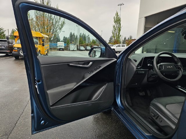 Certified 2023 Kia Niro Wind w/ Wind Preserve Package FWD image 20
