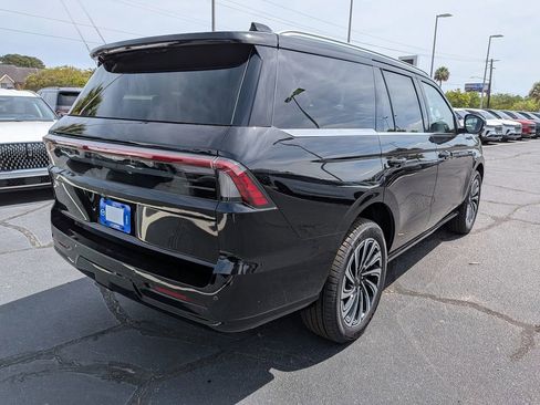 New 2026 Lincoln Navigator Black Label AWD/4WD image 4