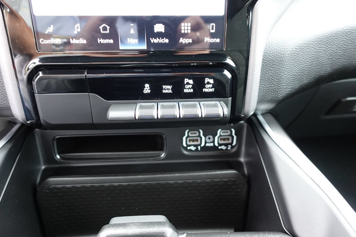 Used 2023 RAM 1500 Big Horn AWD/4WD image 48