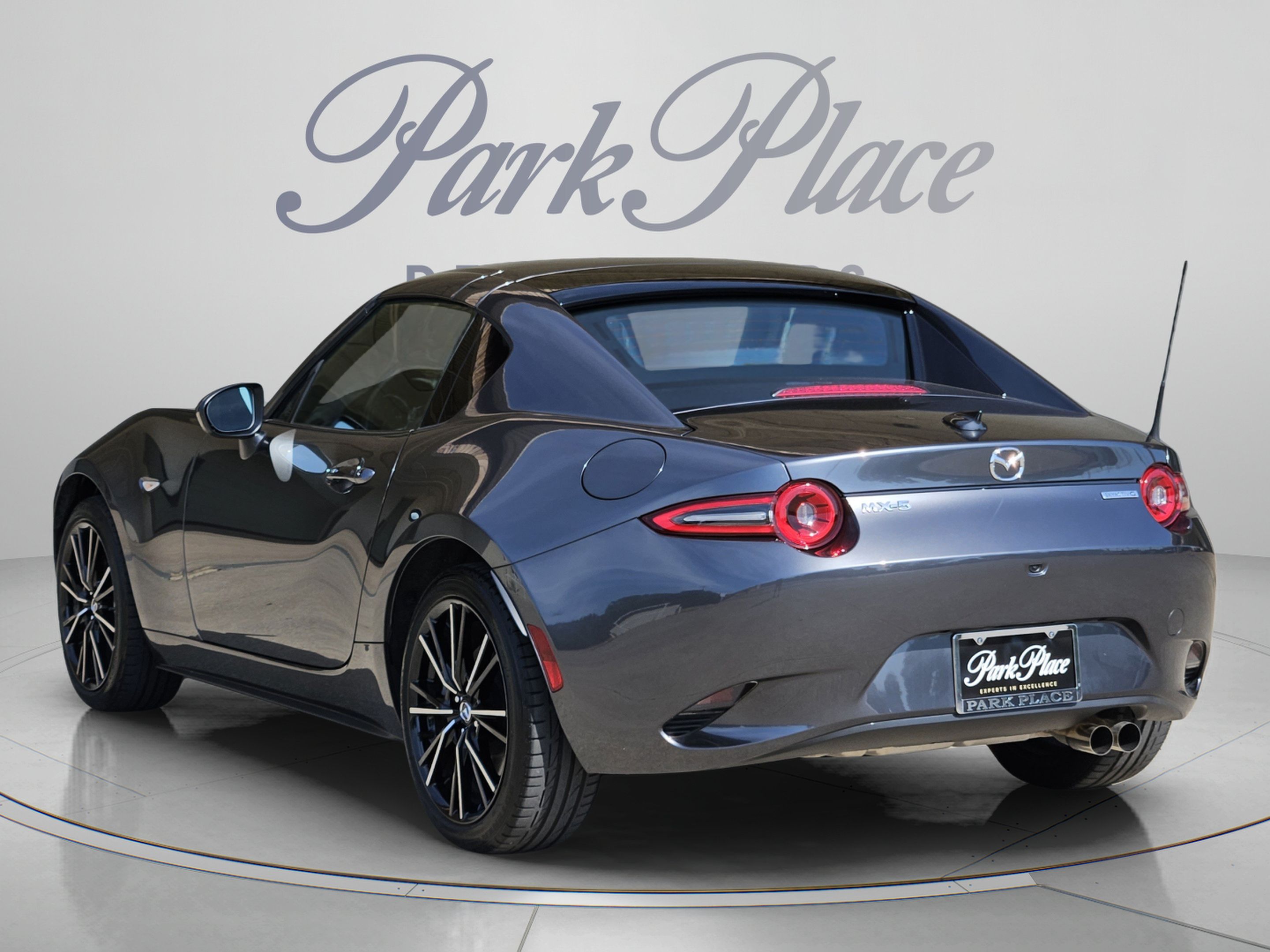 Used 2024 MAZDA MX-5 Miata RF Grand Touring RWD image 3