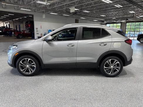 Used 2023 Buick Encore GX Select w/ Safety Package II FWD image 4