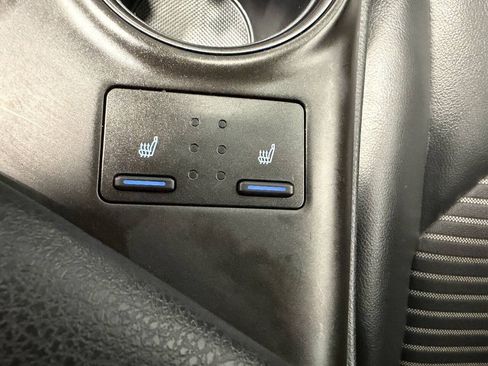 Used 2023 Toyota Camry SE FWD image 21