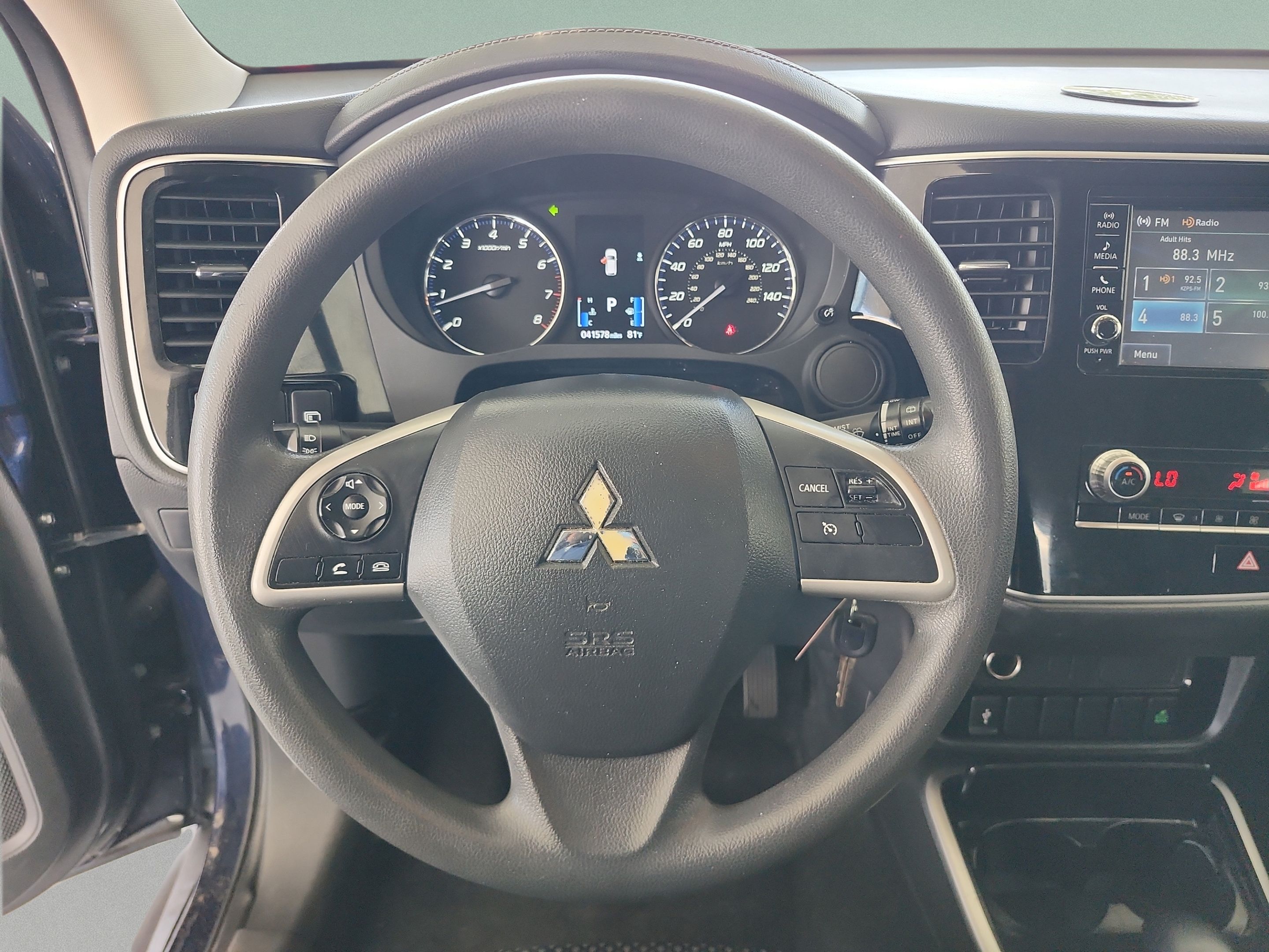 Used 2020 Mitsubishi Outlander ES FWD image 9