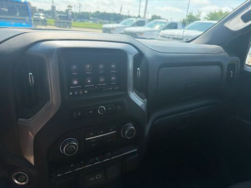 Used 2023 Chevrolet Silverado 1500 Custom AWD/4WD image 18