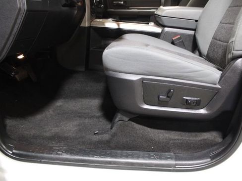 Used 2017 RAM 1500 Big Horn image 18