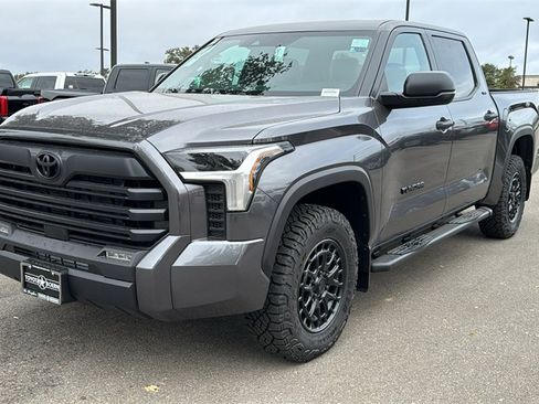 New 2025 Toyota Tundra SR5 image 3