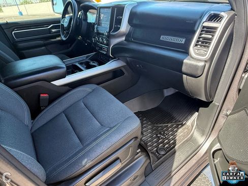 Used 2019 RAM 1500 Big Horn AWD/4WD image 9