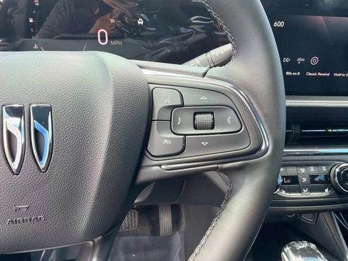 New 2026 Buick Envista Sport Touring w/ Convenience I Package FWD image 27