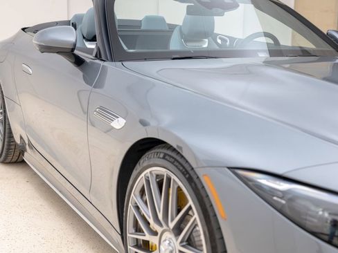 Used 2022 Mercedes-Benz SL 63 AMG 4MATIC image 18